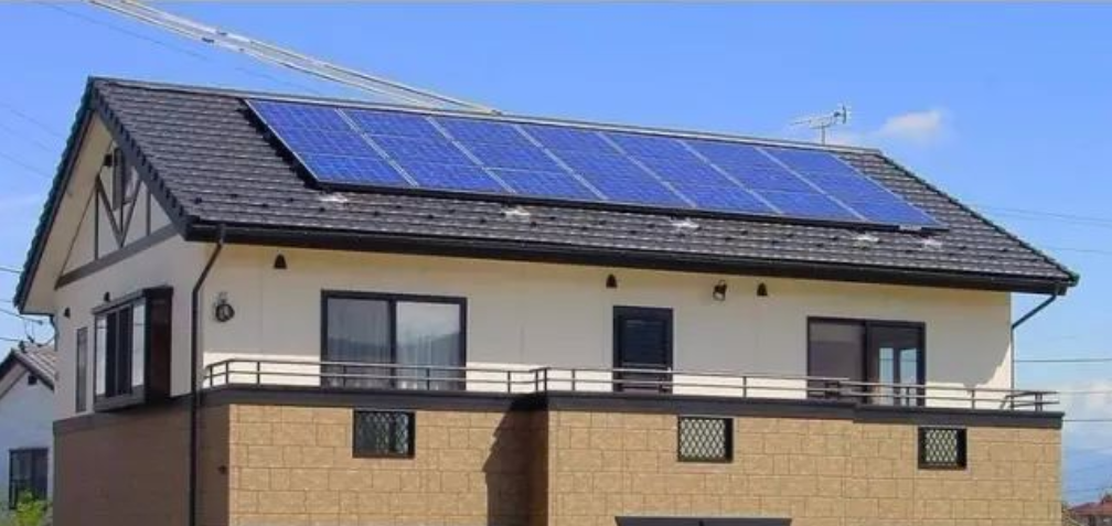 Roof-mounted photovoltaic (PV) systems are designed to convert sunlight into electricity using solar panels installed on the rooftops of residential, commercial, or industrial buildings. These systems serve as a renewable energy source, providing clean and sustainable electricity to power homes, businesses, and communities.